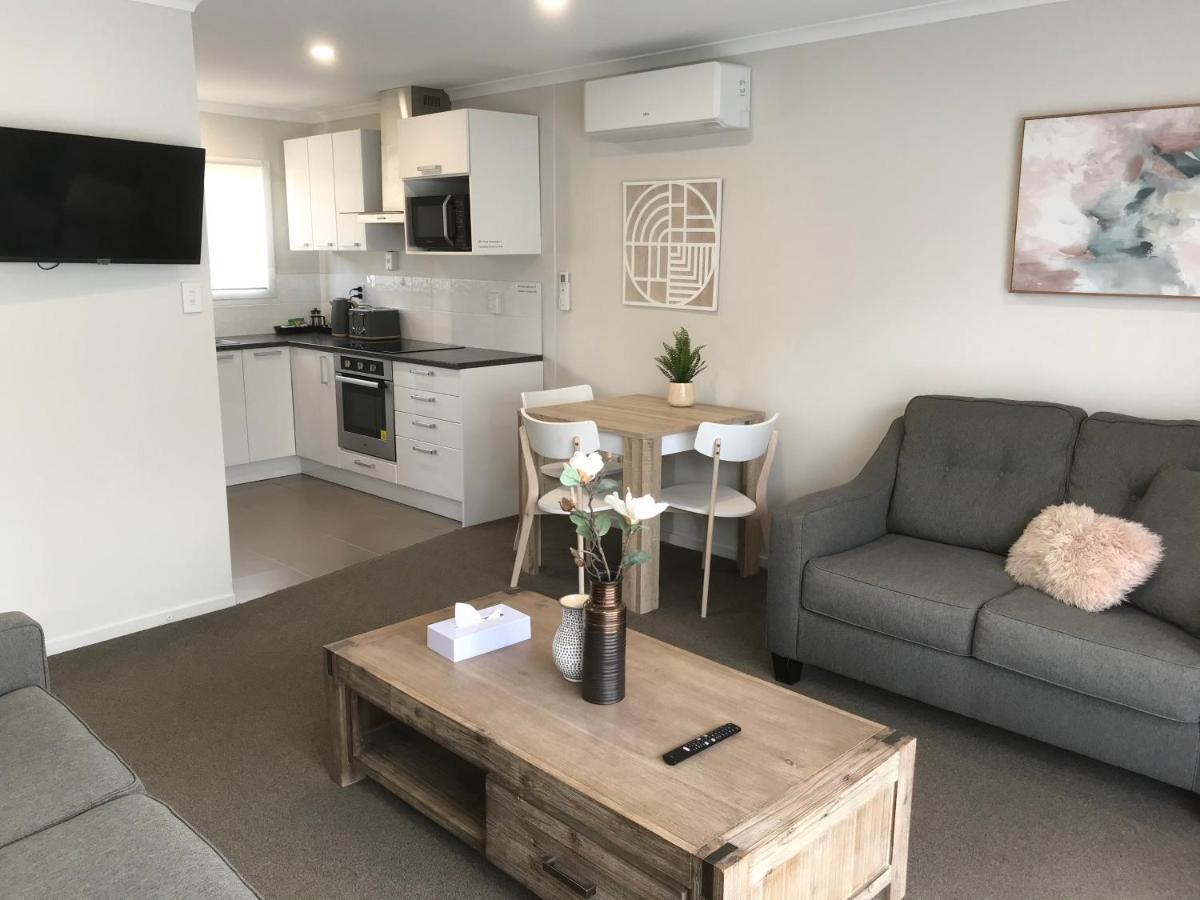 Rose Apartments Central Rotorua- Accommodation & Private Spa Exterior photo